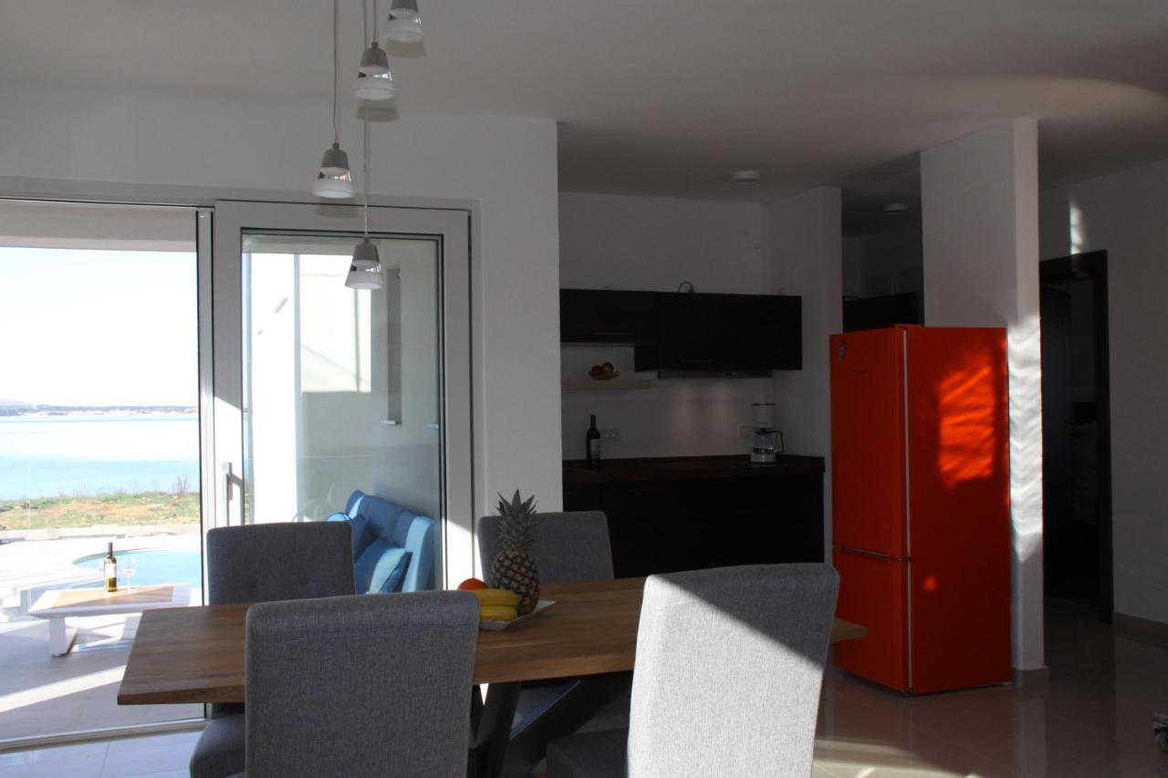 Aparthotel Dalmacija プリヴラカ エクステリア 写真