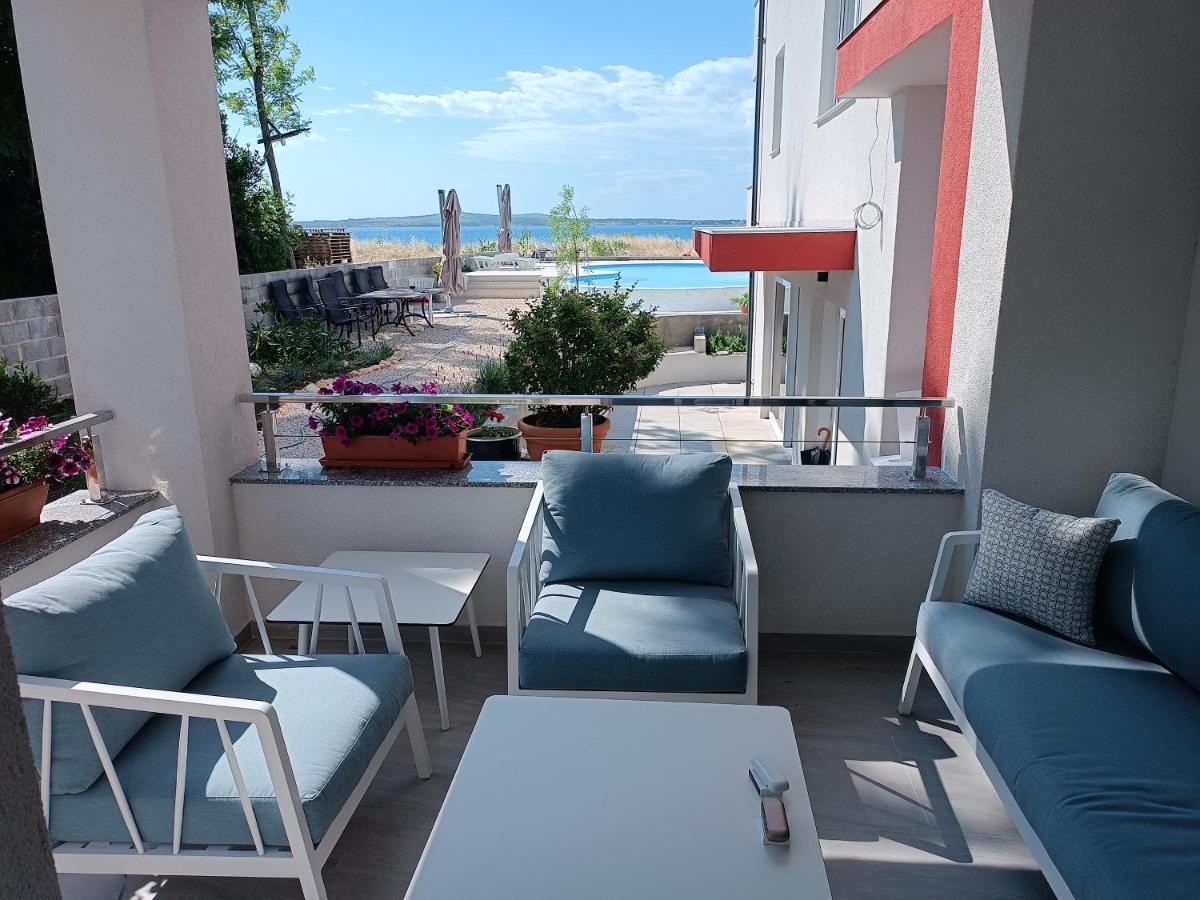 Aparthotel Dalmacija プリヴラカ エクステリア 写真
