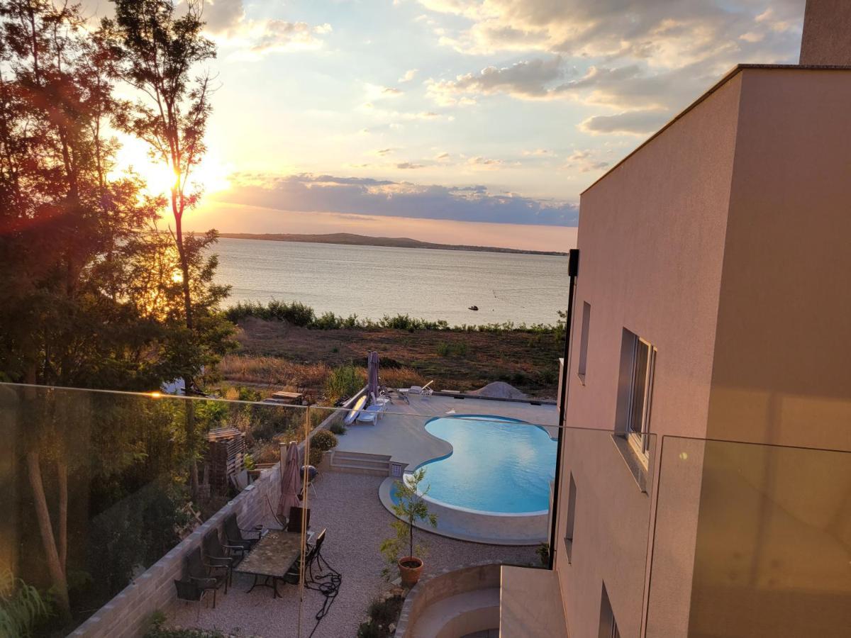 Aparthotel Dalmacija プリヴラカ エクステリア 写真